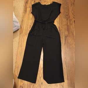 Women’s Eliza J pants suit